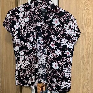 Floral button up